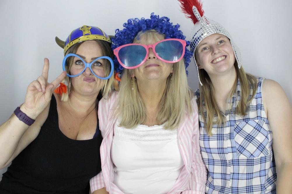Lisa's 50th Birthday  | View more photos from the event at gallery.myphotoboothexperience.co.uk/u/MyPhotoBoothExperienceLtd/Lisas-50th-Birthday
